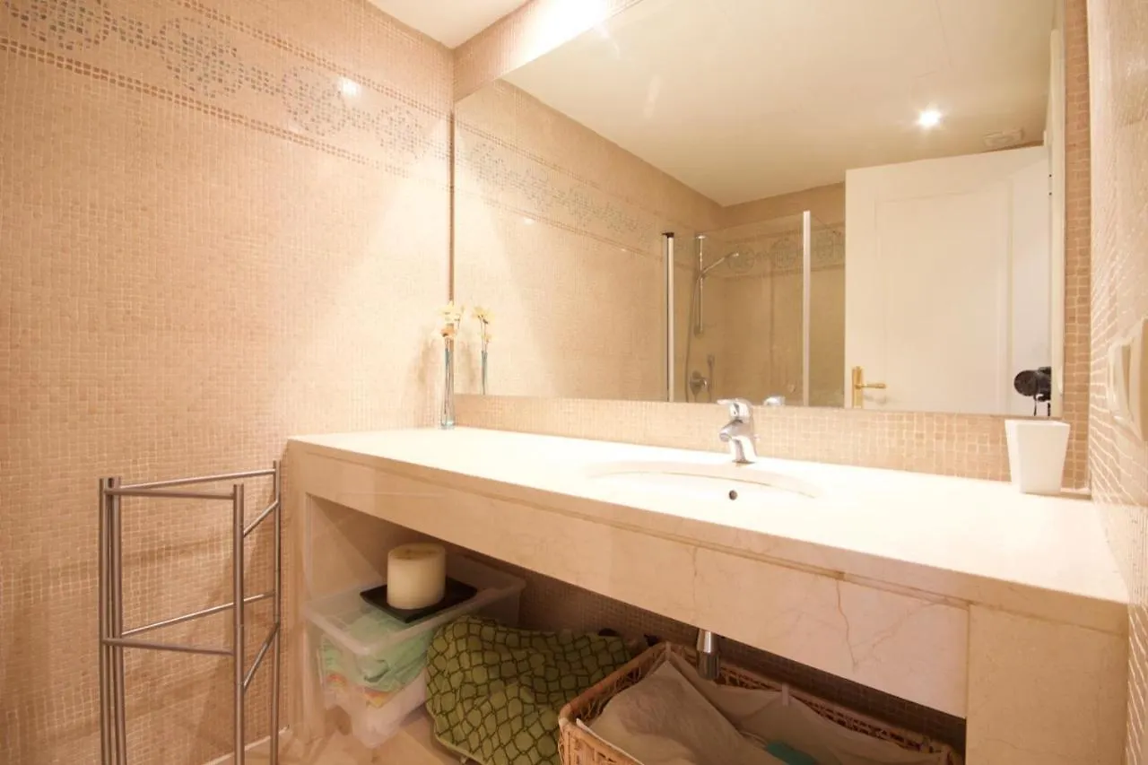 Altos De La Quinta Apartment Benahavis