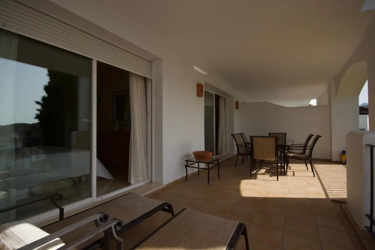 Altos De La Quinta Apartment Benahavis