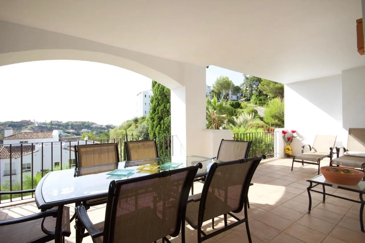 Altos De La Quinta Apartment Benahavis